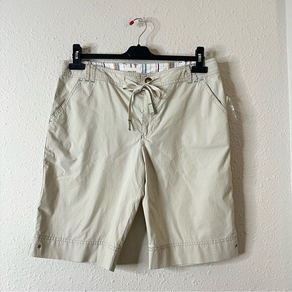 Nautica Women’s Beach Bermuda Shorts NEW Size 10 - Picture 1 of 7